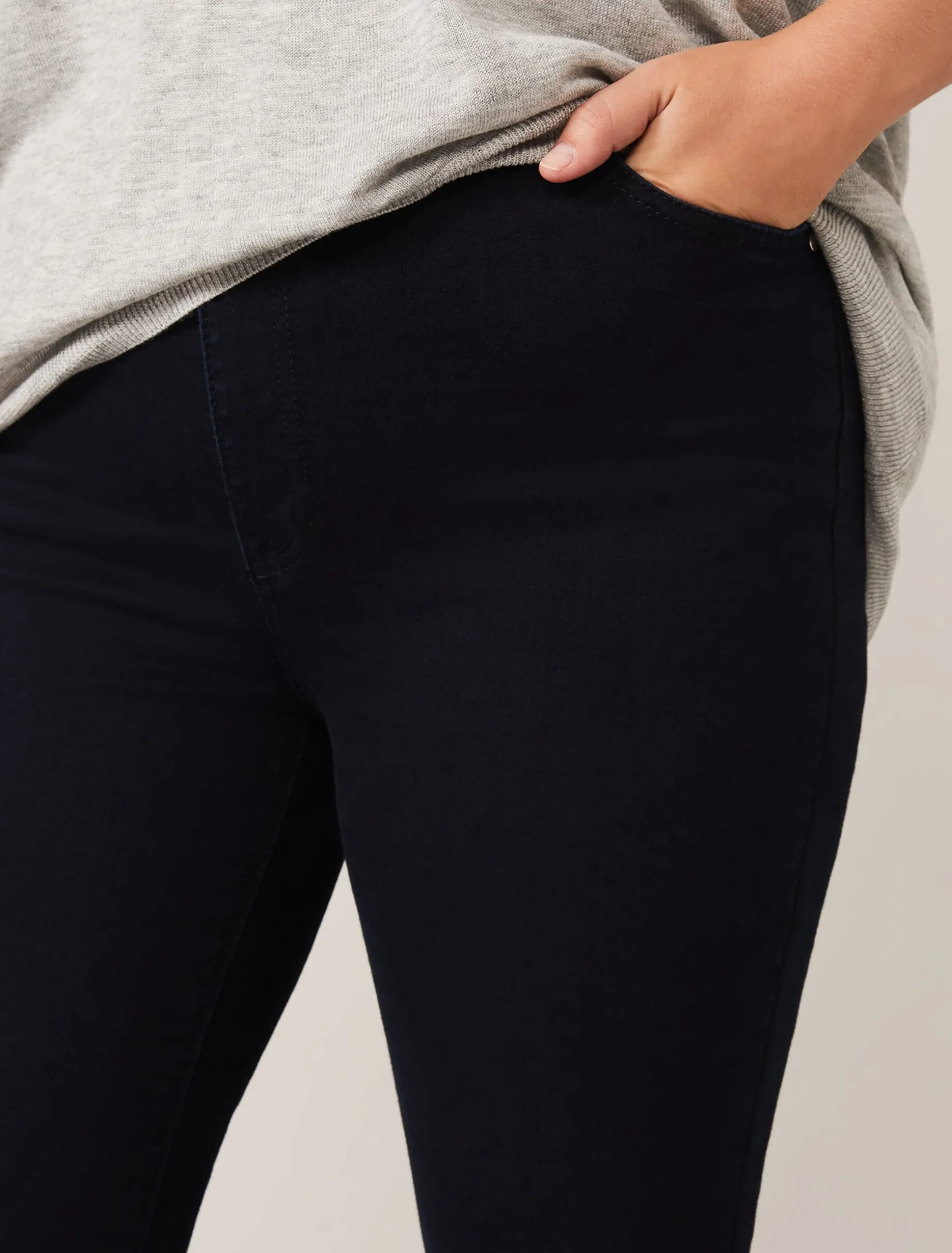 Alex Slim Leg Jean