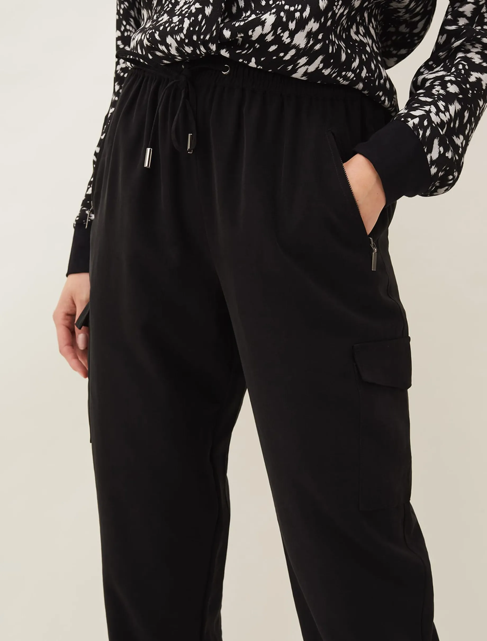 Alora Soft Jogger