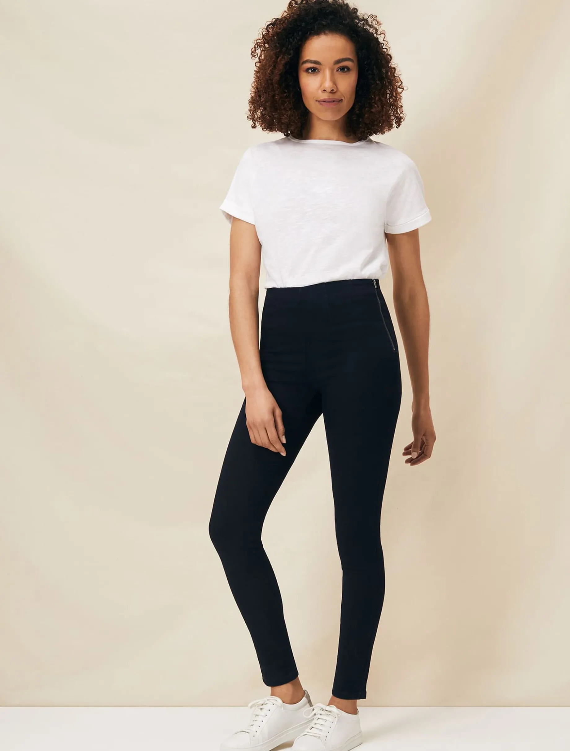 Amina Jegging