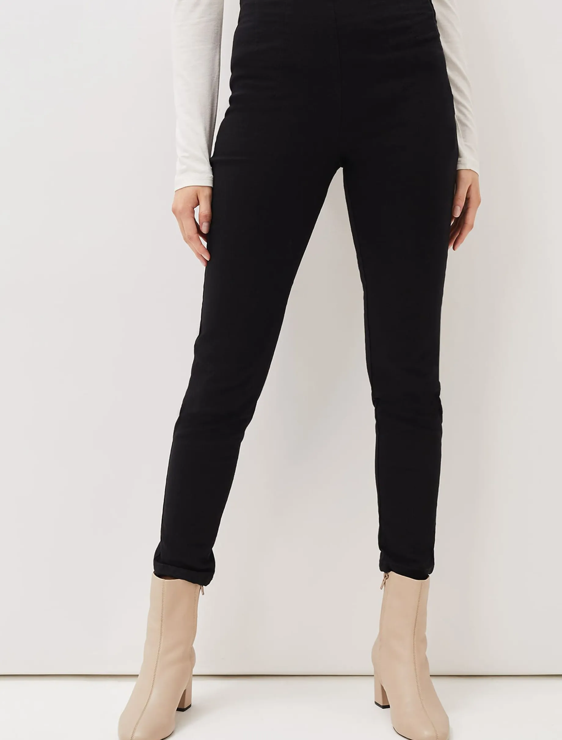 Amina Jegging
