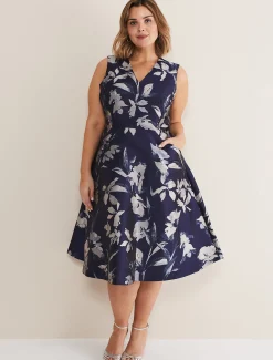 Cassy Jaquard Floral Midi Dress