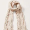 Cattie Cable Scarf