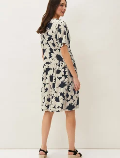 Daisy Print Swing Dress