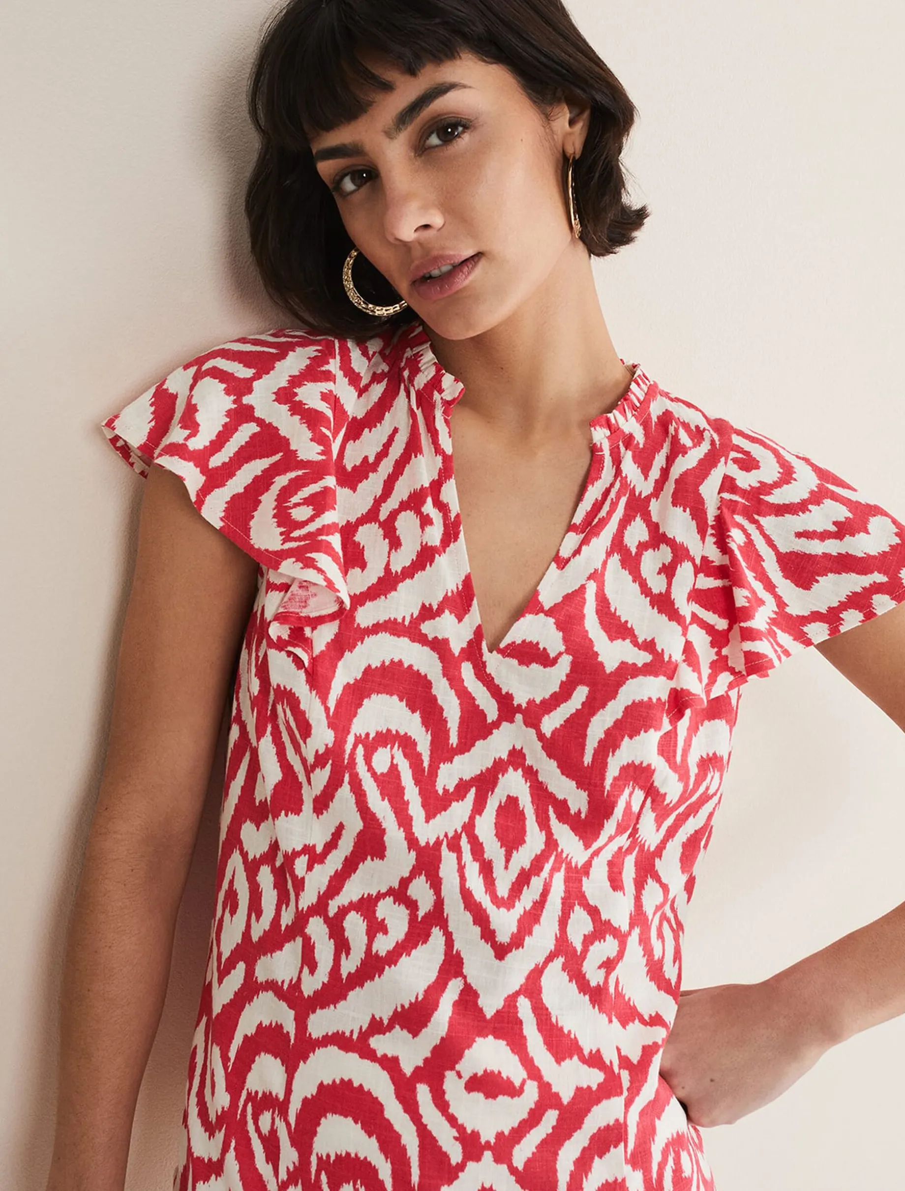 Dalia Abstract Top