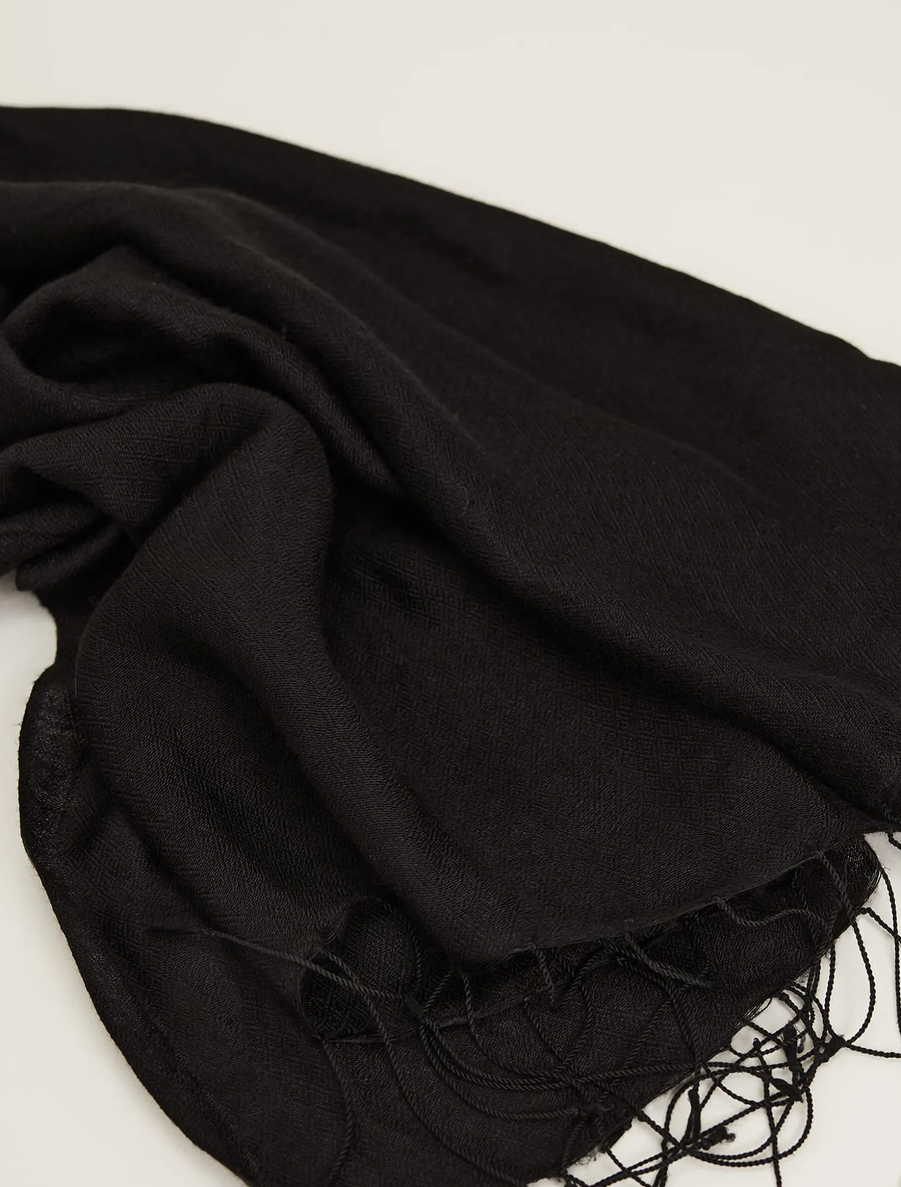 Diamond Weave Scarf