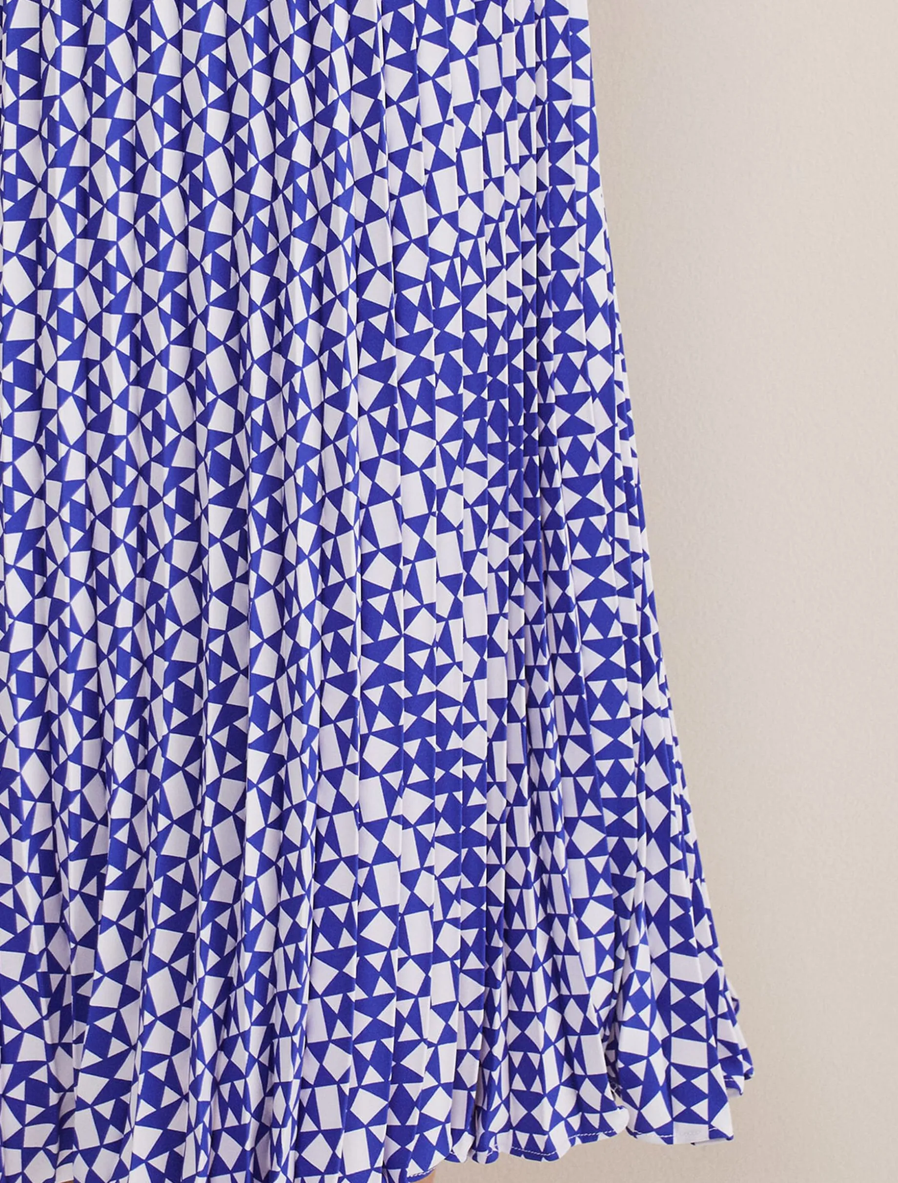 Elmina Geo Pleated Midi Skirt