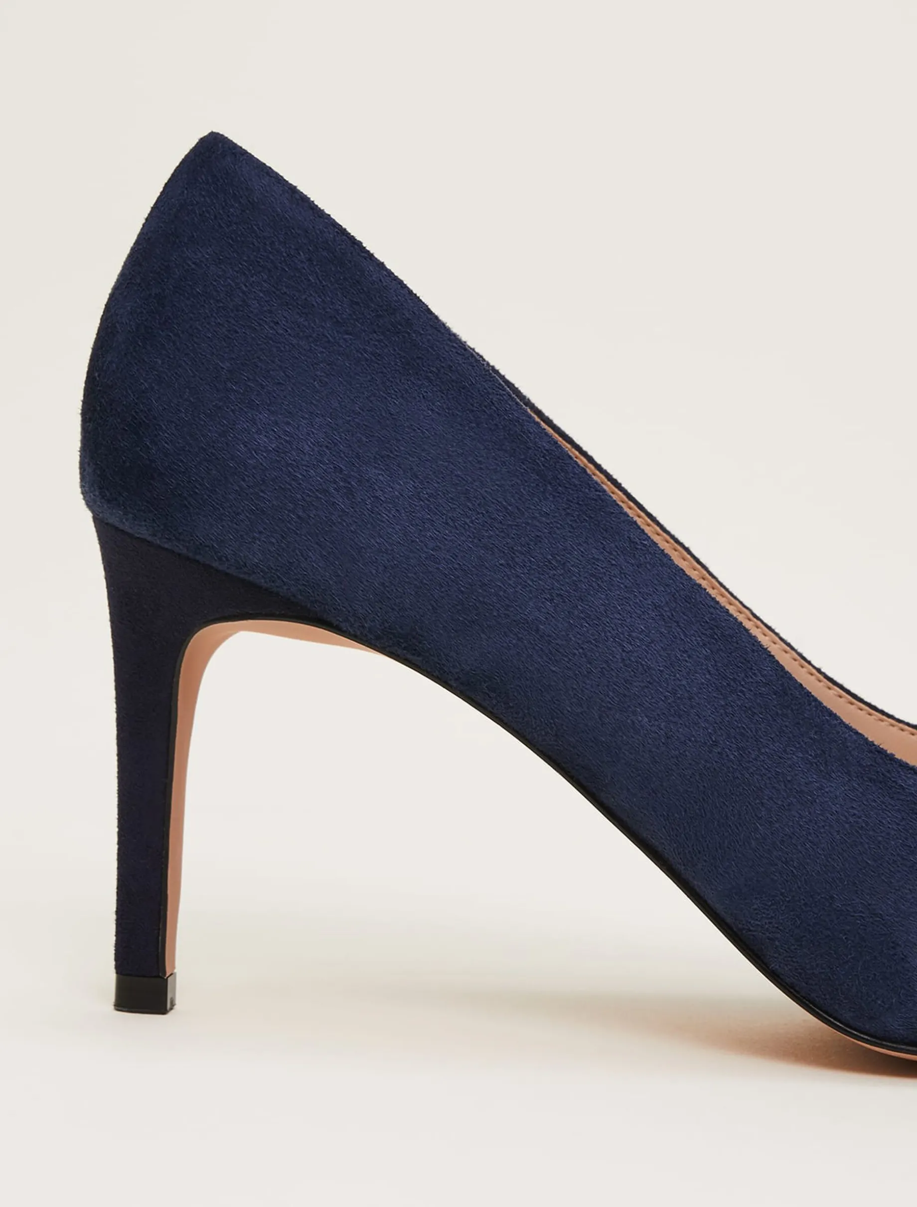 Embellished Court Shoe