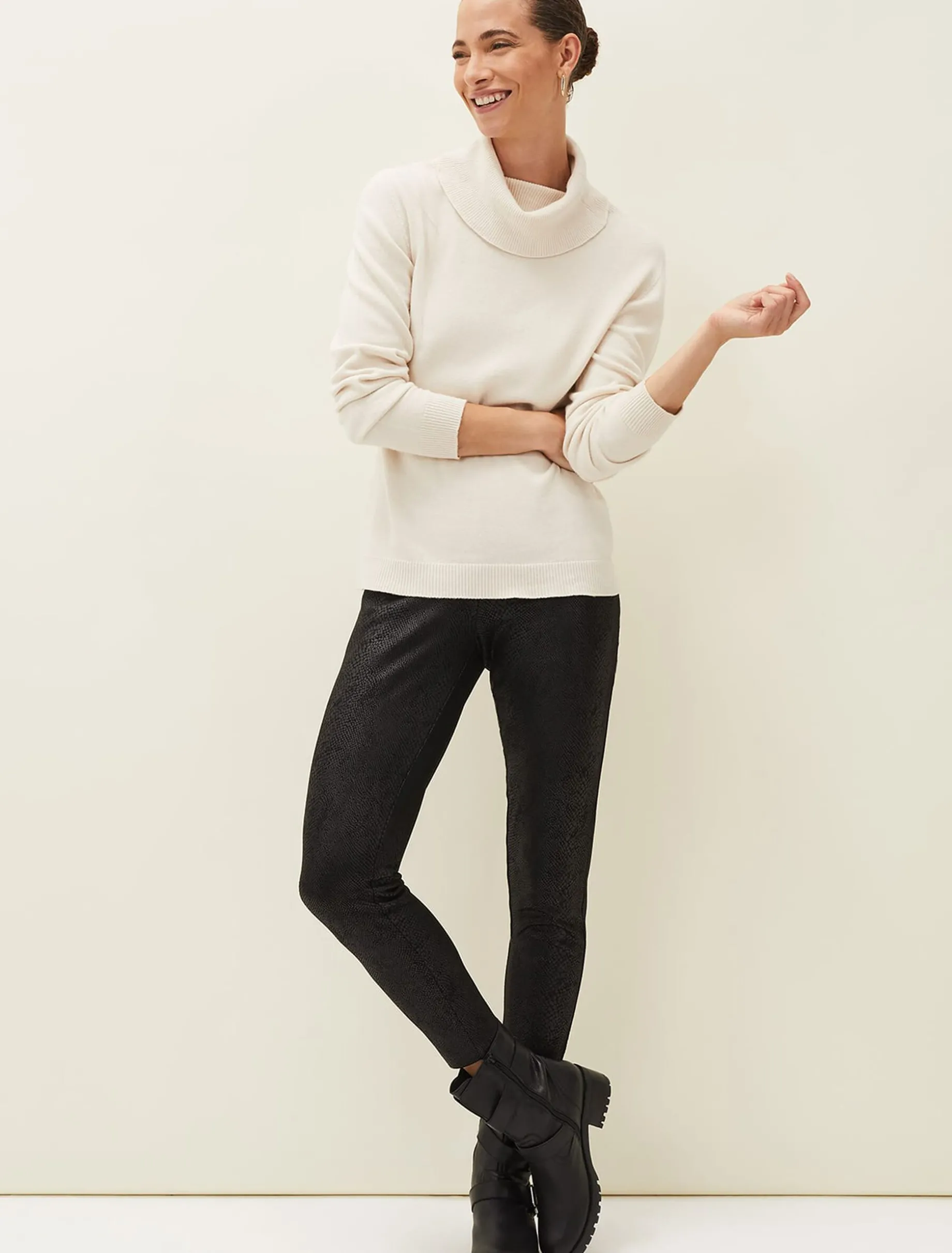 Erica Snake Skin Leggings