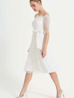 Evette Lace Wedding Dress