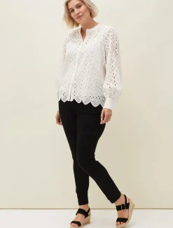 Evianna Broderie Blouse