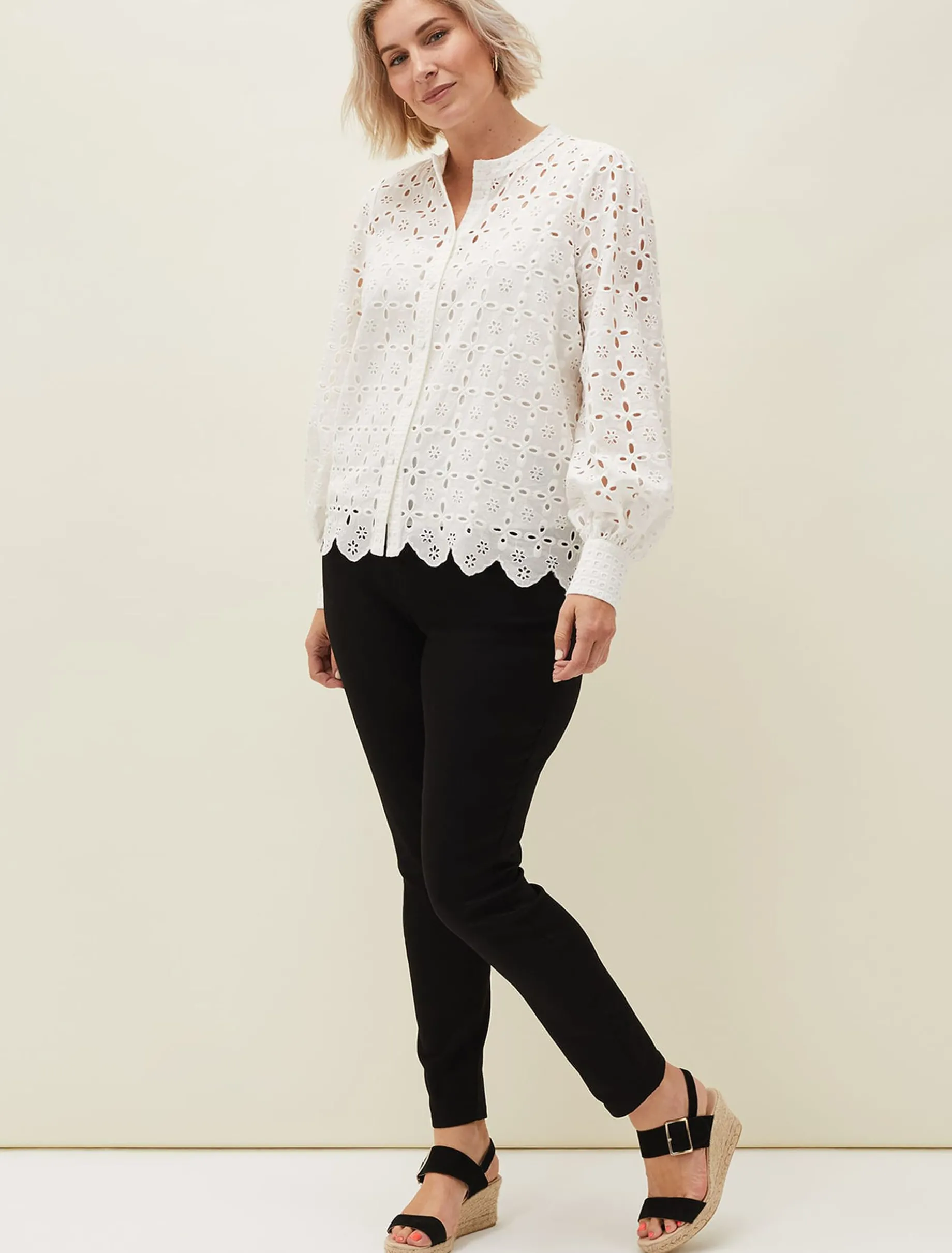 Evianna Broderie Blouse