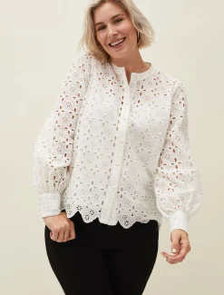 Evianna Broderie Blouse