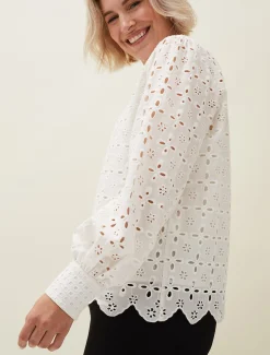 Evianna Broderie Blouse