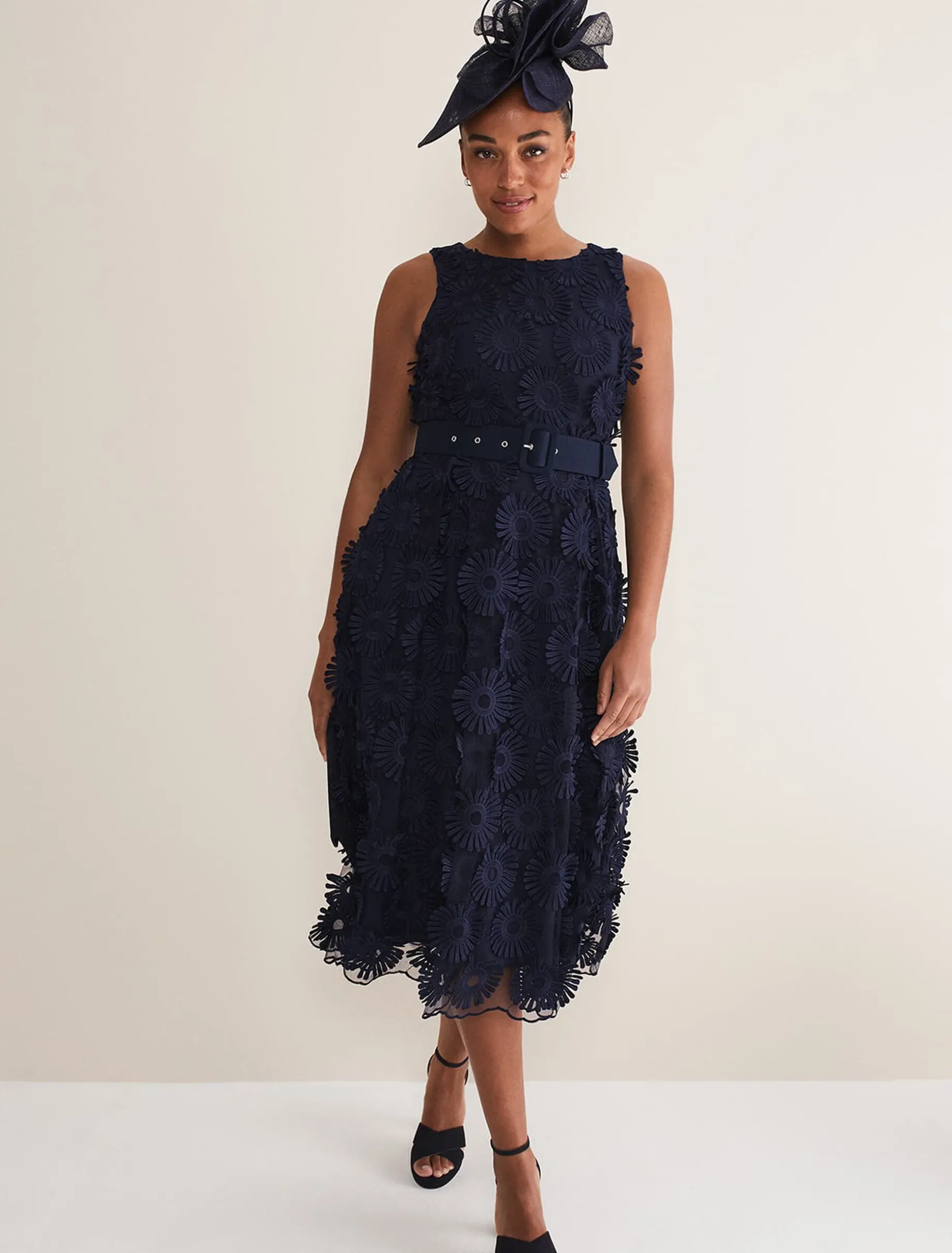 Flossy Lace Midi Dress