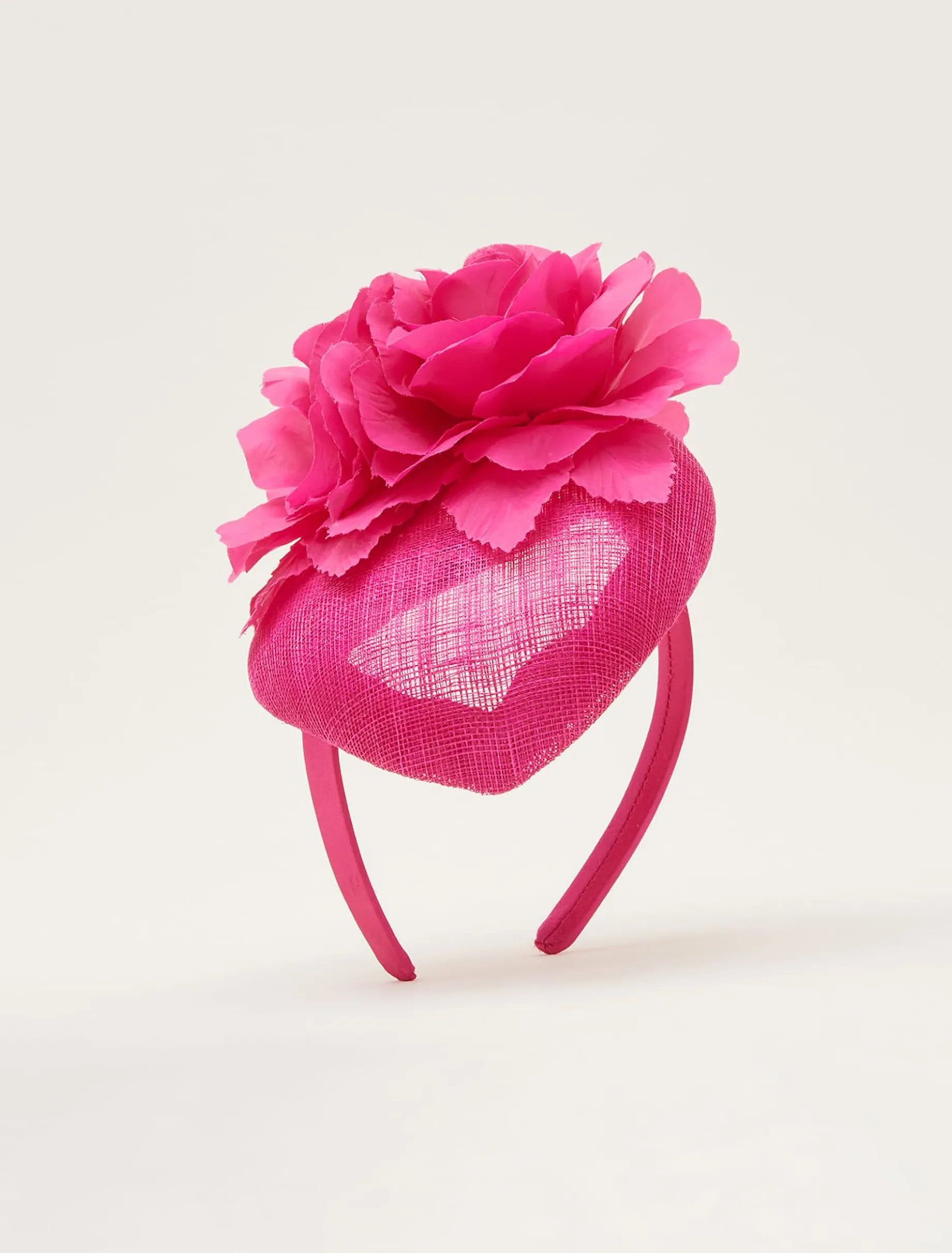 Flower Detail Pillbox Fascinator