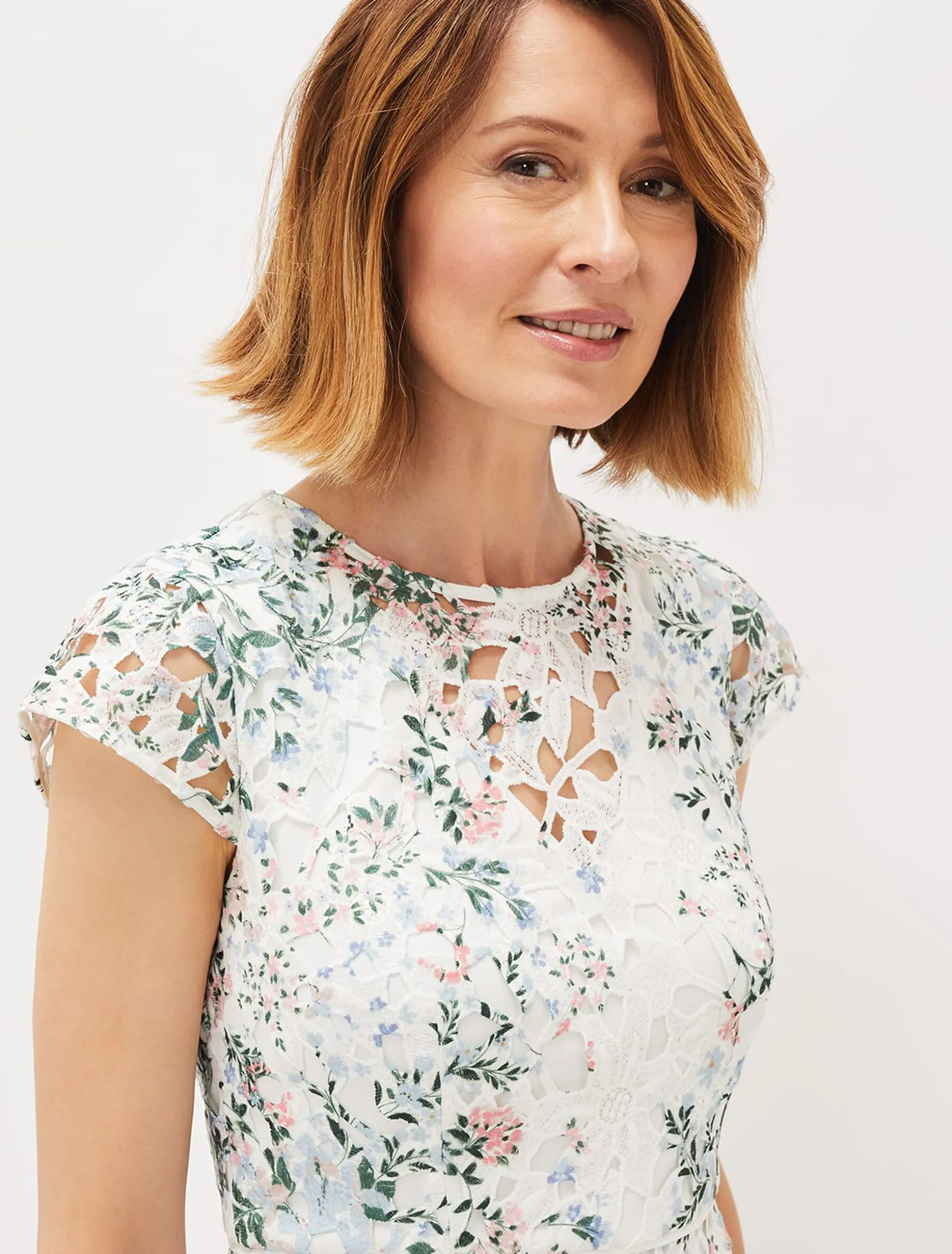 Franky Floral Lace Fitted Dress