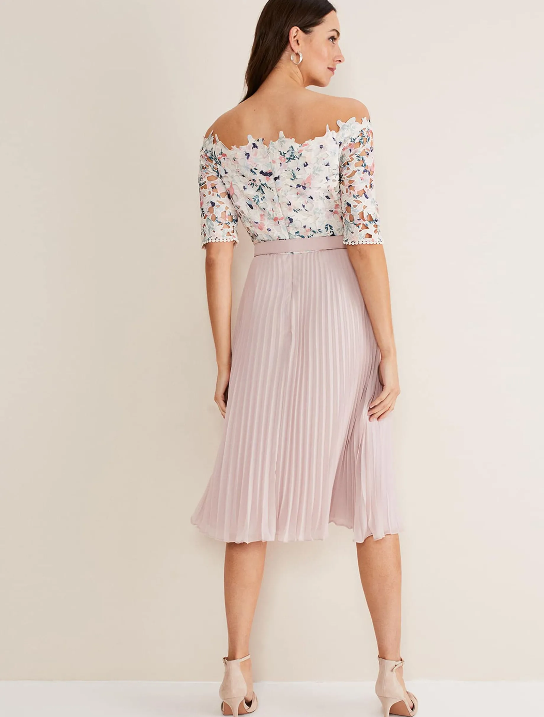 Franky Floral Lace Midi Dress