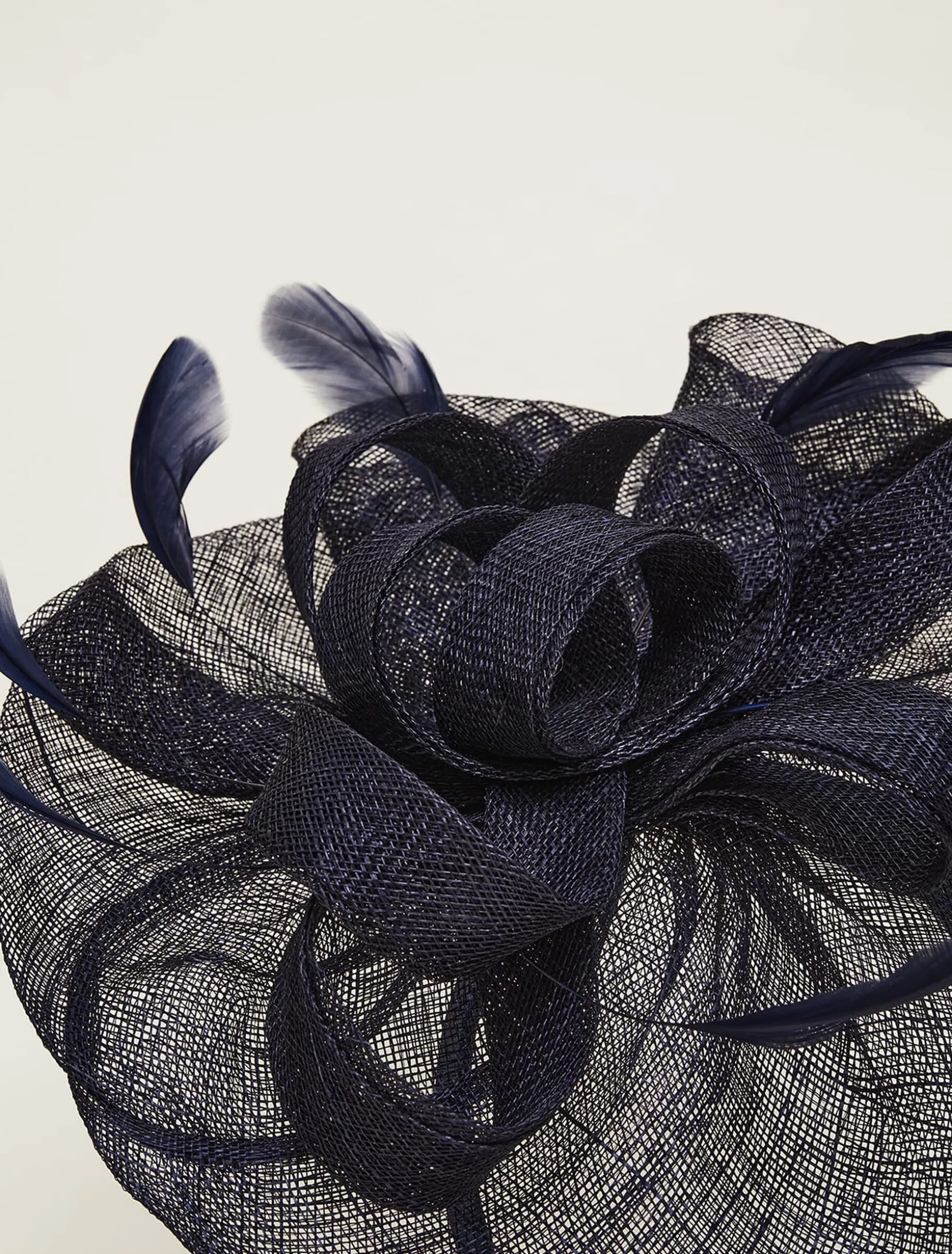 Freeform Bow Disc Fascinator