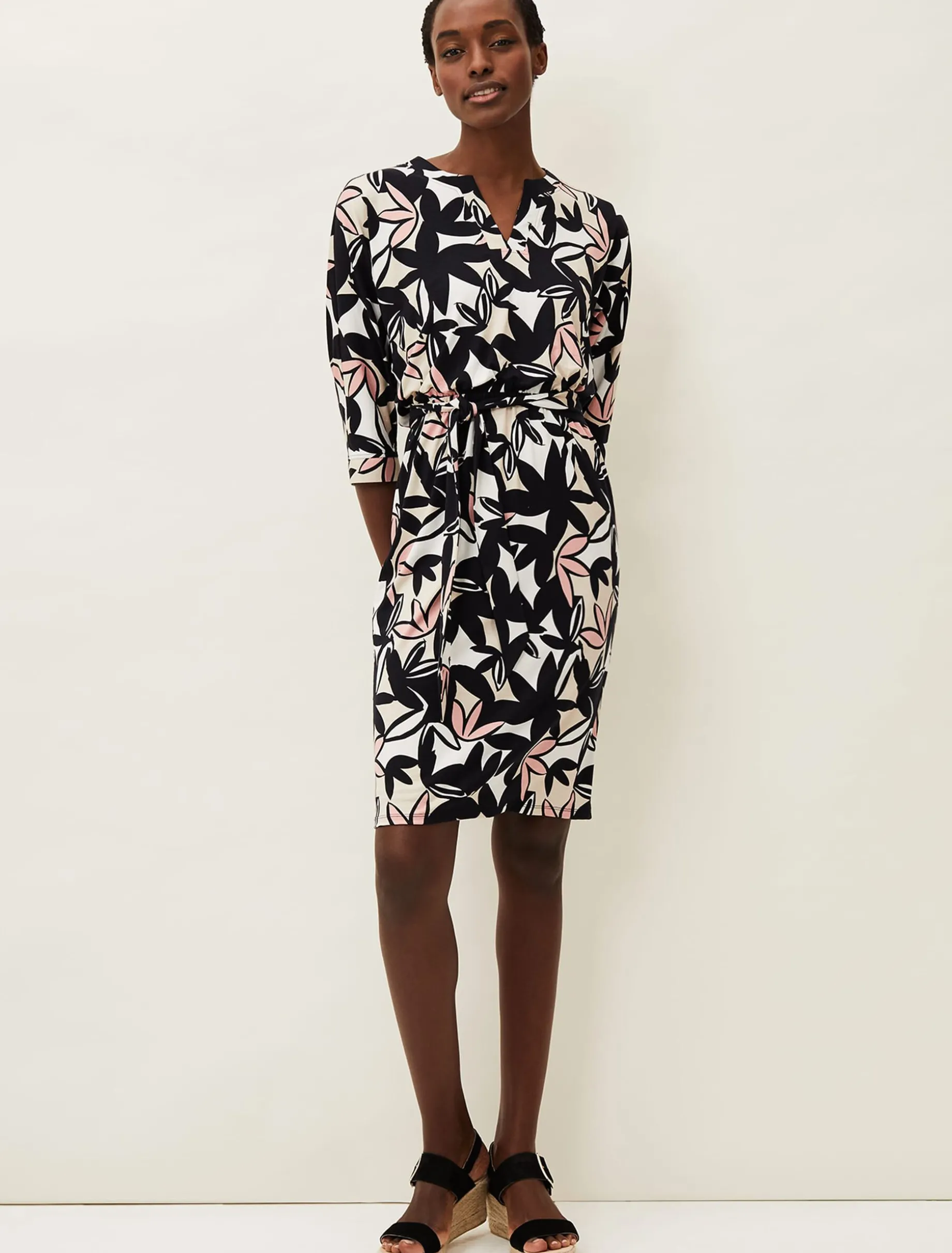 Gwin Leaf Print Dress