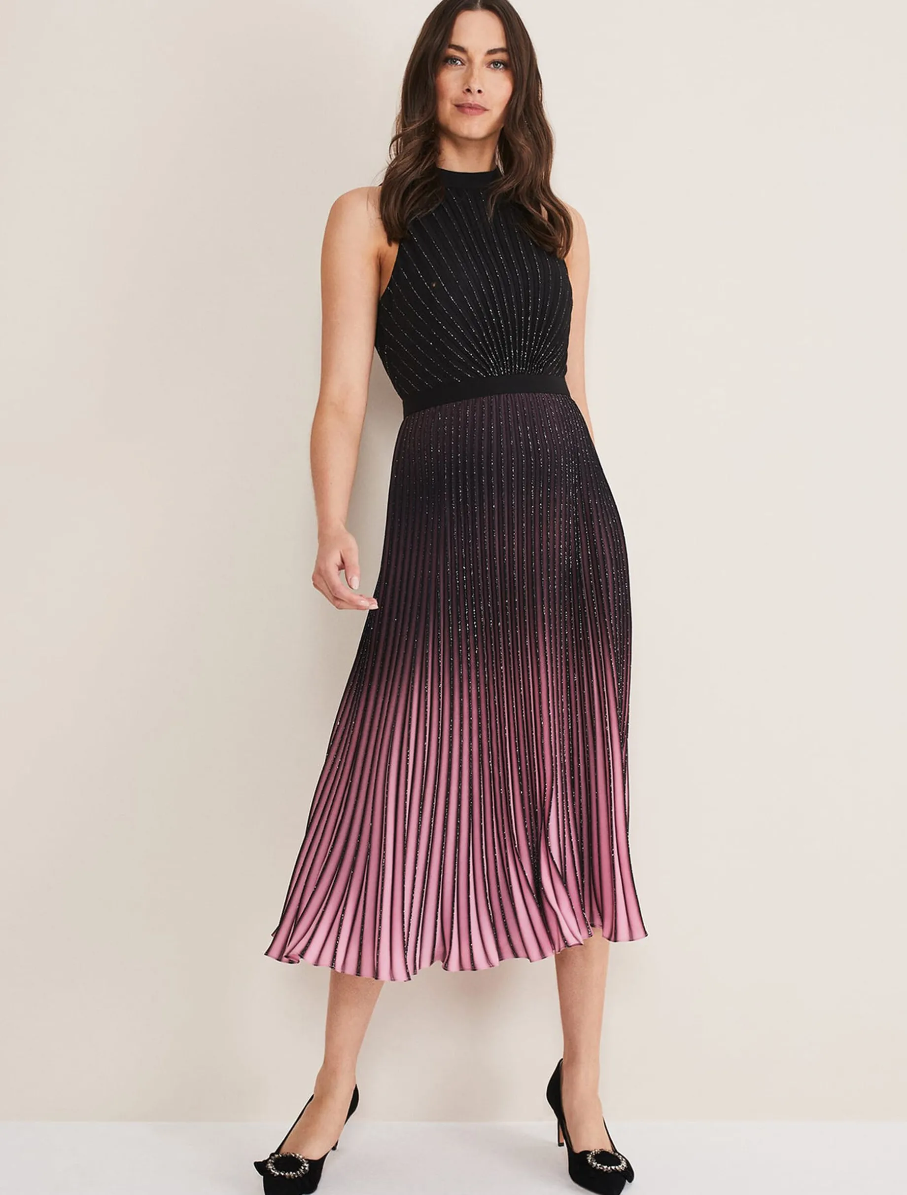 Jewel Front Bow Court Shoe