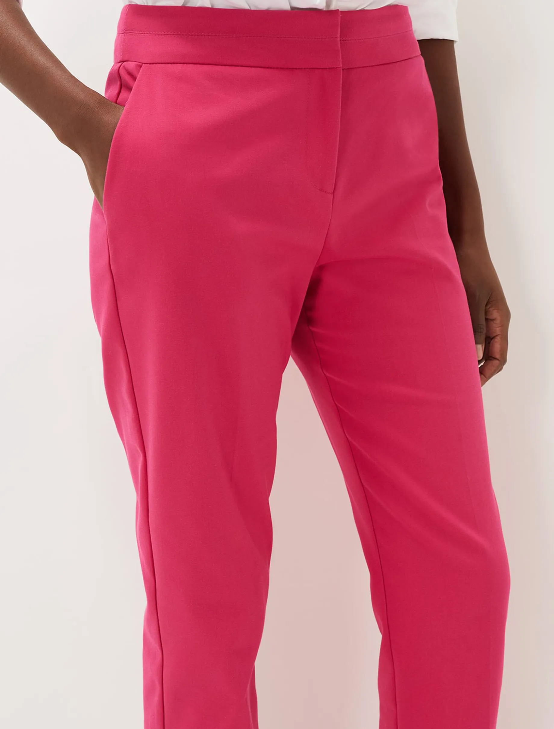 Julianna Cropped Tapered Trouser
