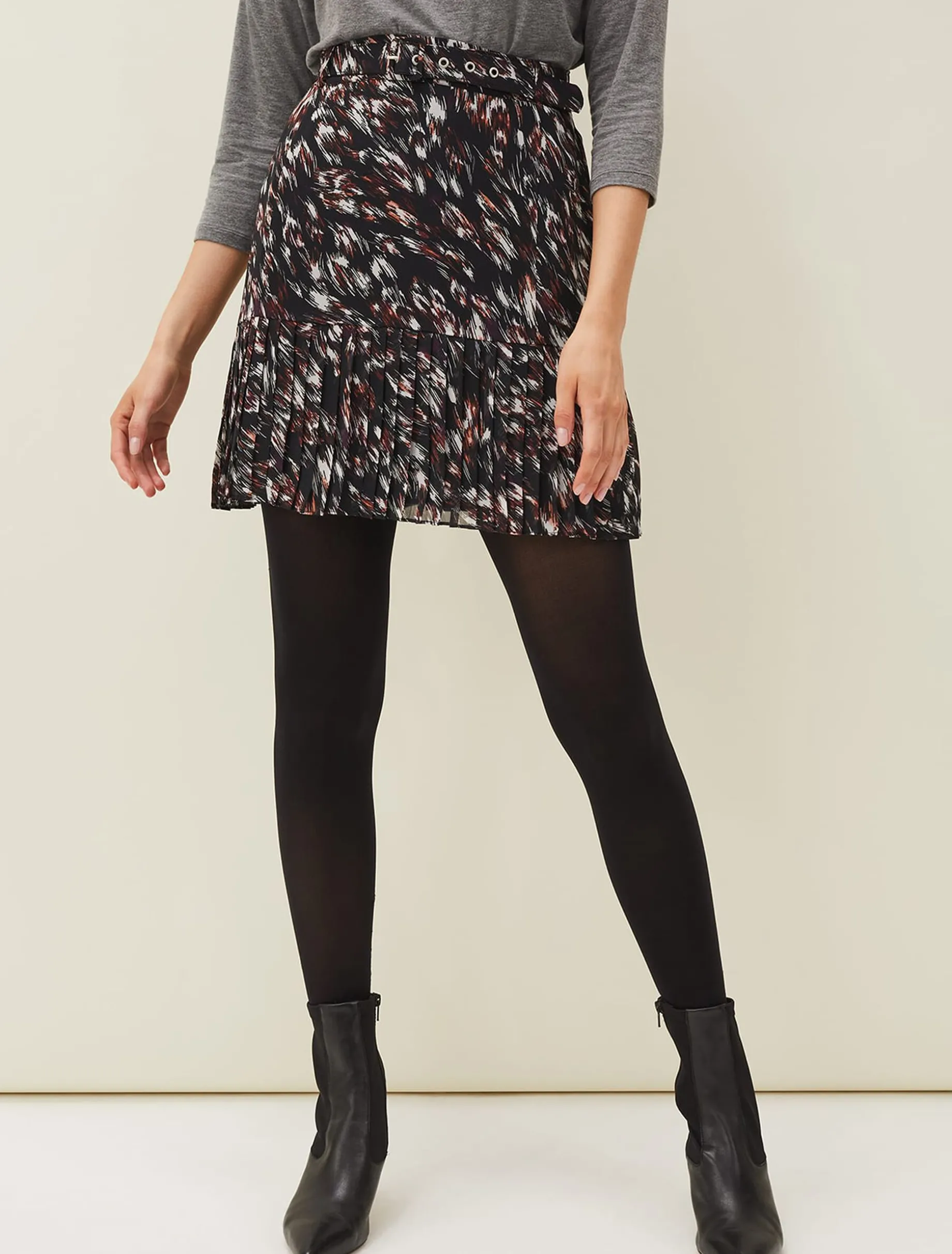 Kayley Abstract Print Mini Skirt
