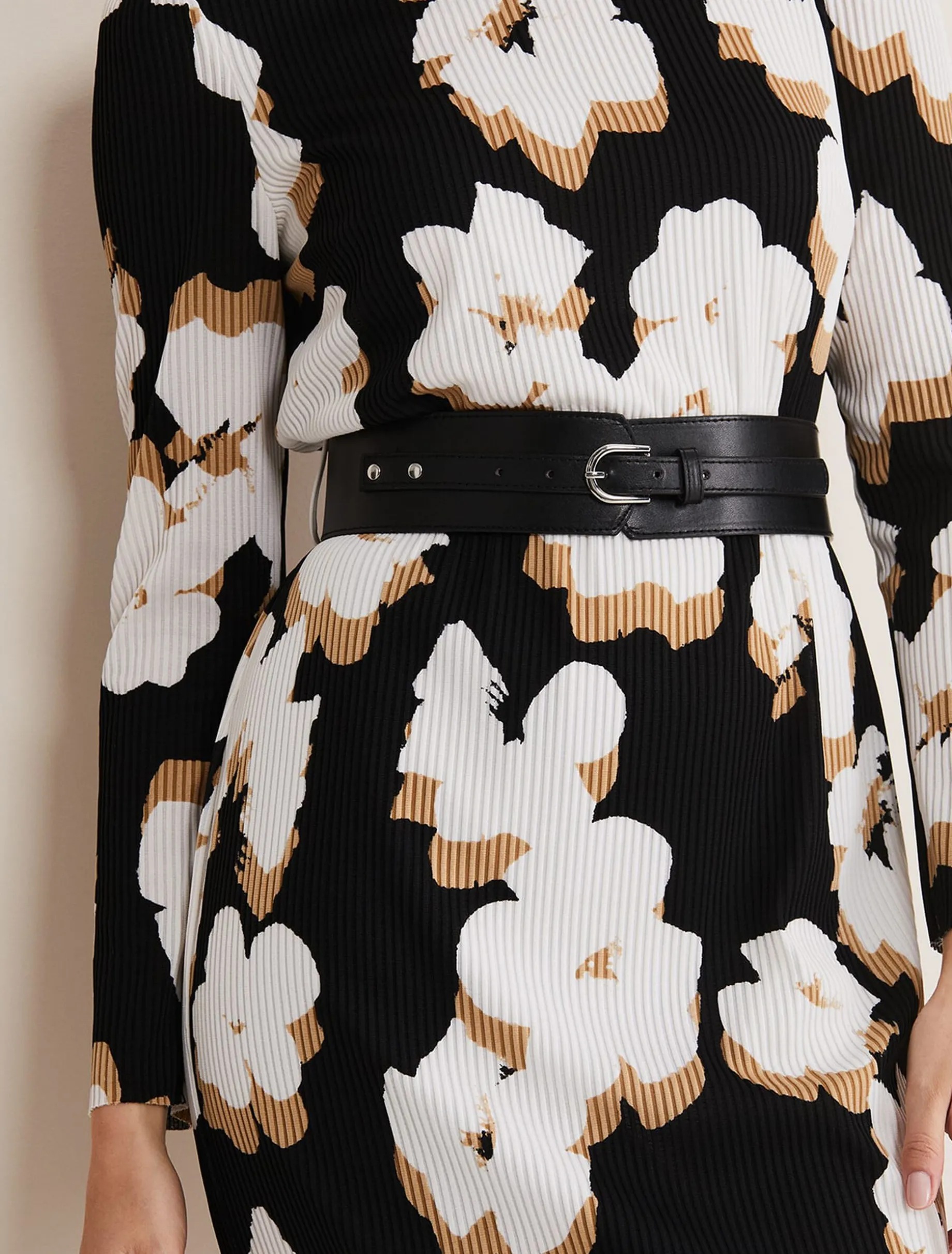 Kinzlee Printed Jersey Dress