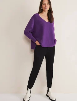 Kirste Textured Fine Knit V-Neck Jumper