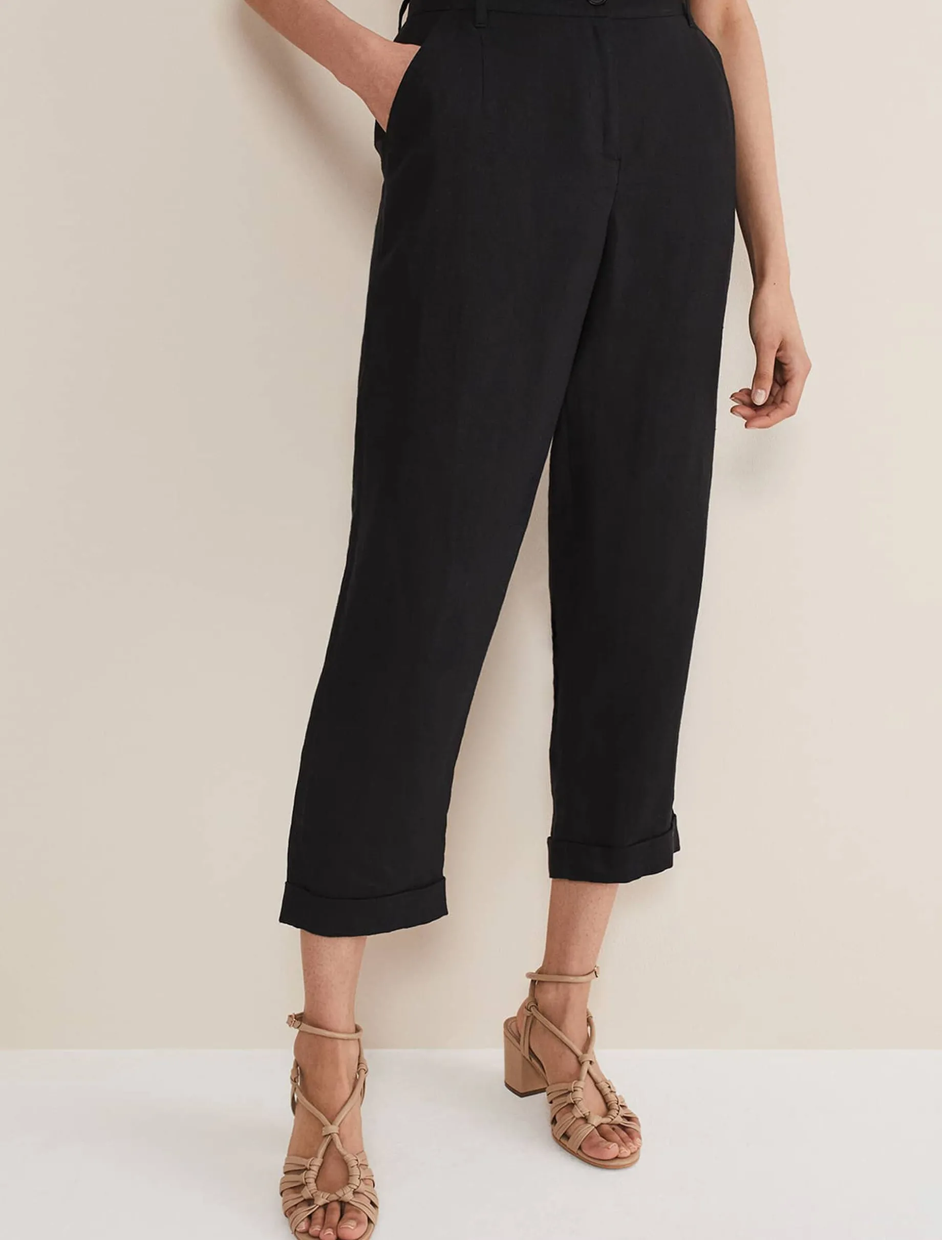 Klarra Tapered Linen Trouser