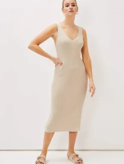Lindan Ribbed Knit Midi Dress