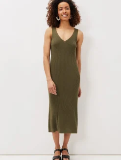 Lindan Ribbed Knit Midi Dress