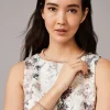 Lizzie Sparkle Necklace