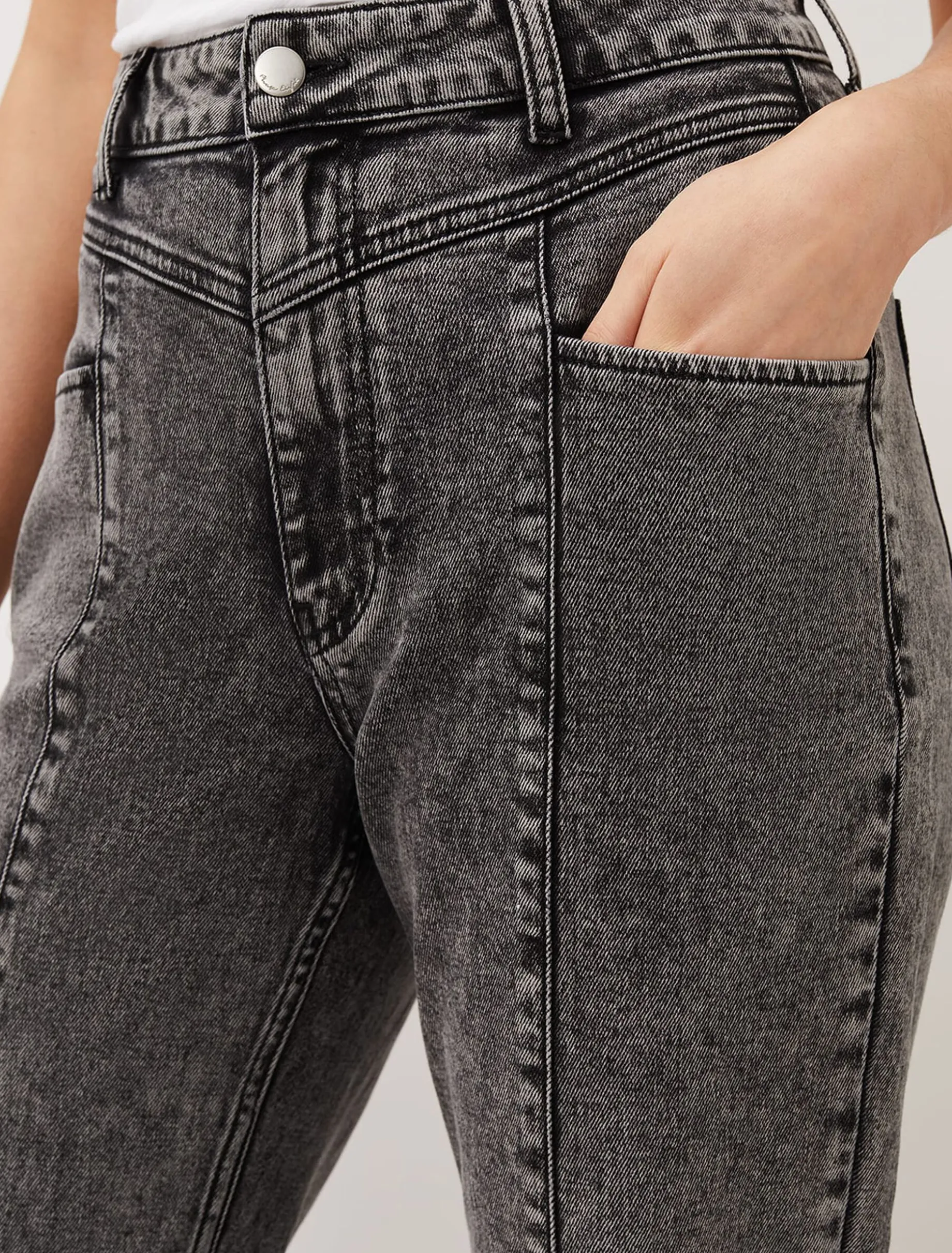 Lou Mom Jeans