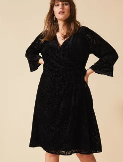 Lucia Velvet Dress