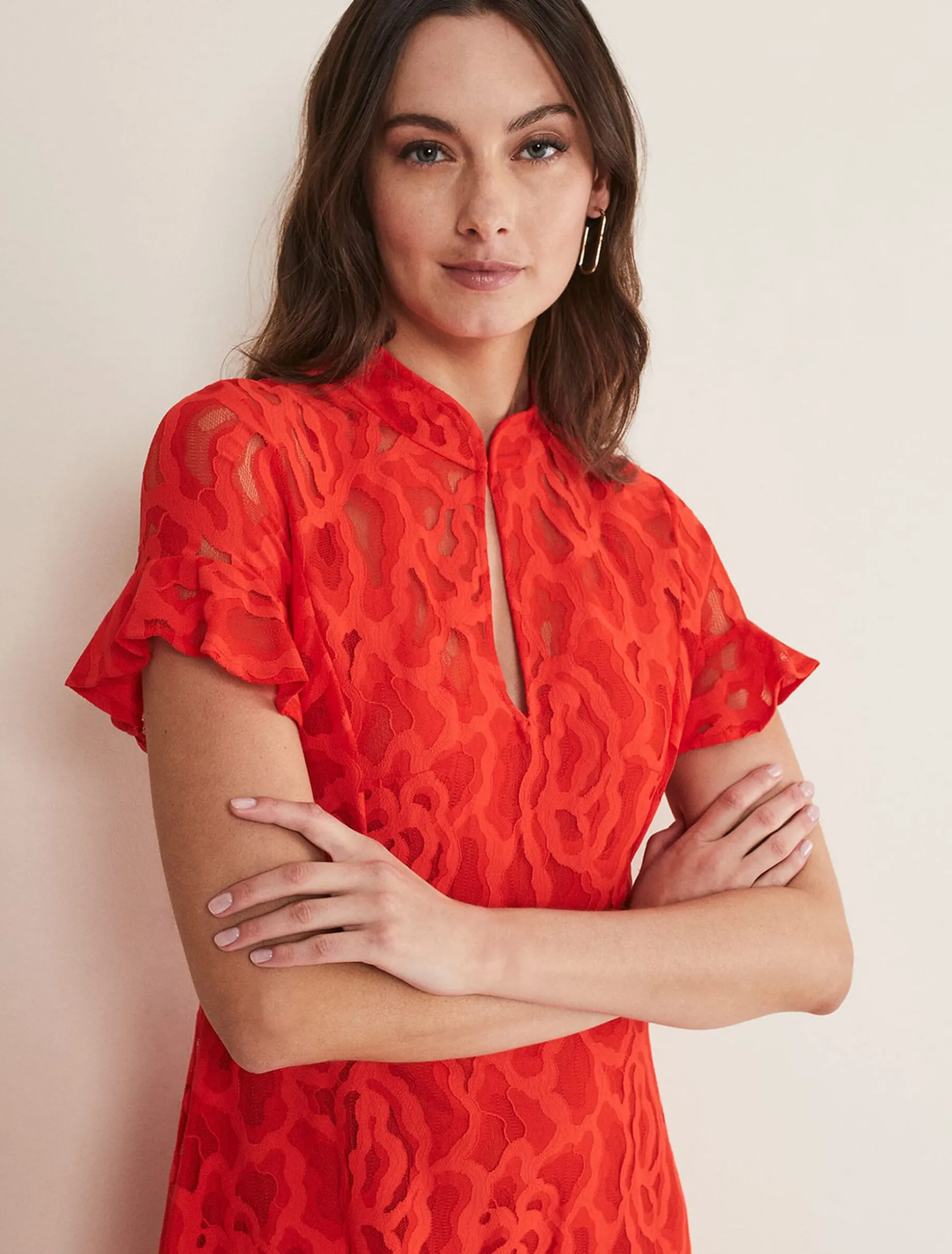 Lulu Lace Midi Dress