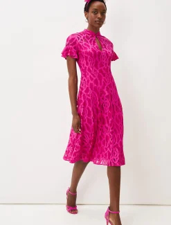 Lulu Lace Midi Dress