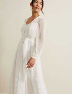 Mariana Pleated Lace Wedding Dress
