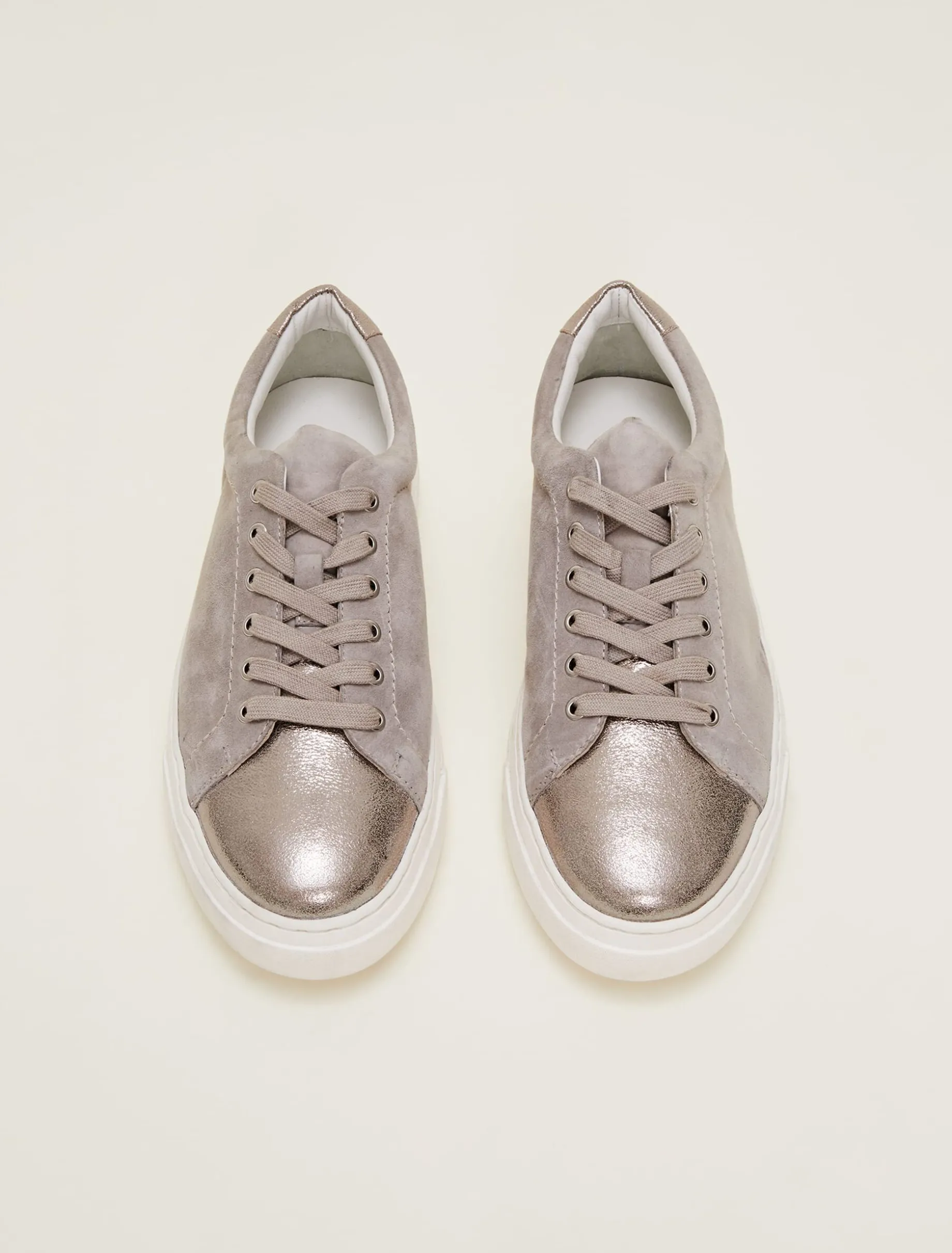 Metallic Trainer