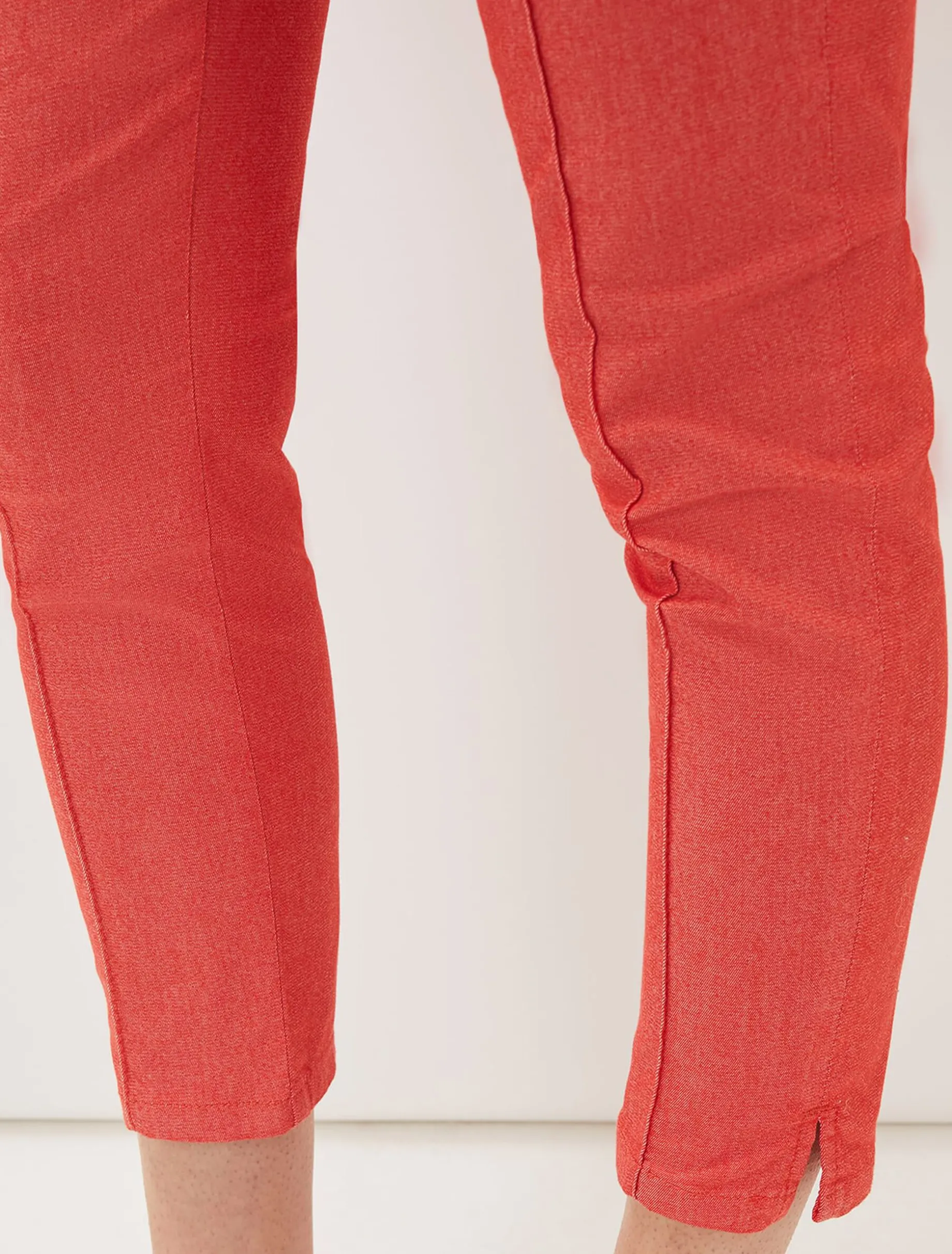 Miah Cropped Jegging