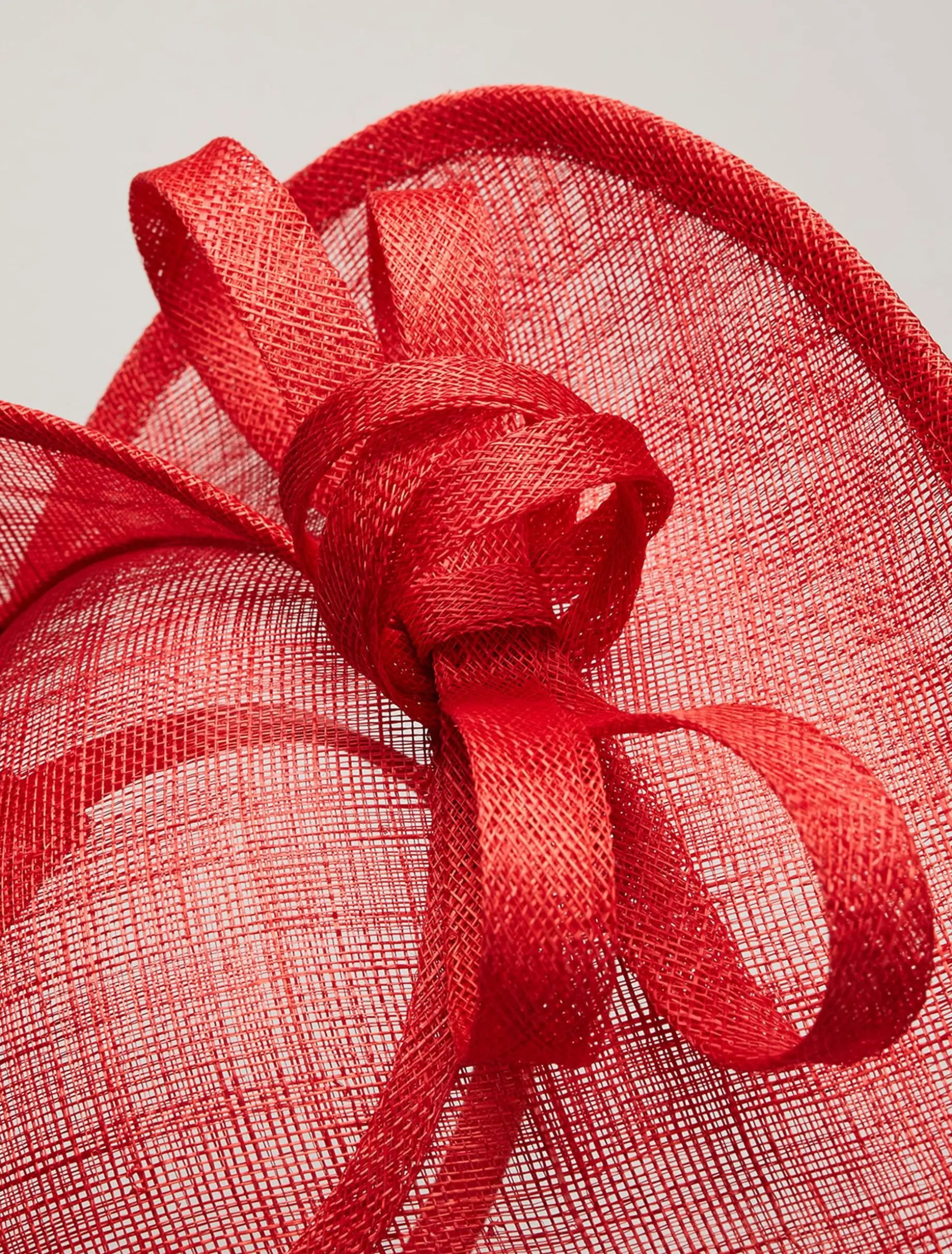 Muna Twist Back Disc Fascinator