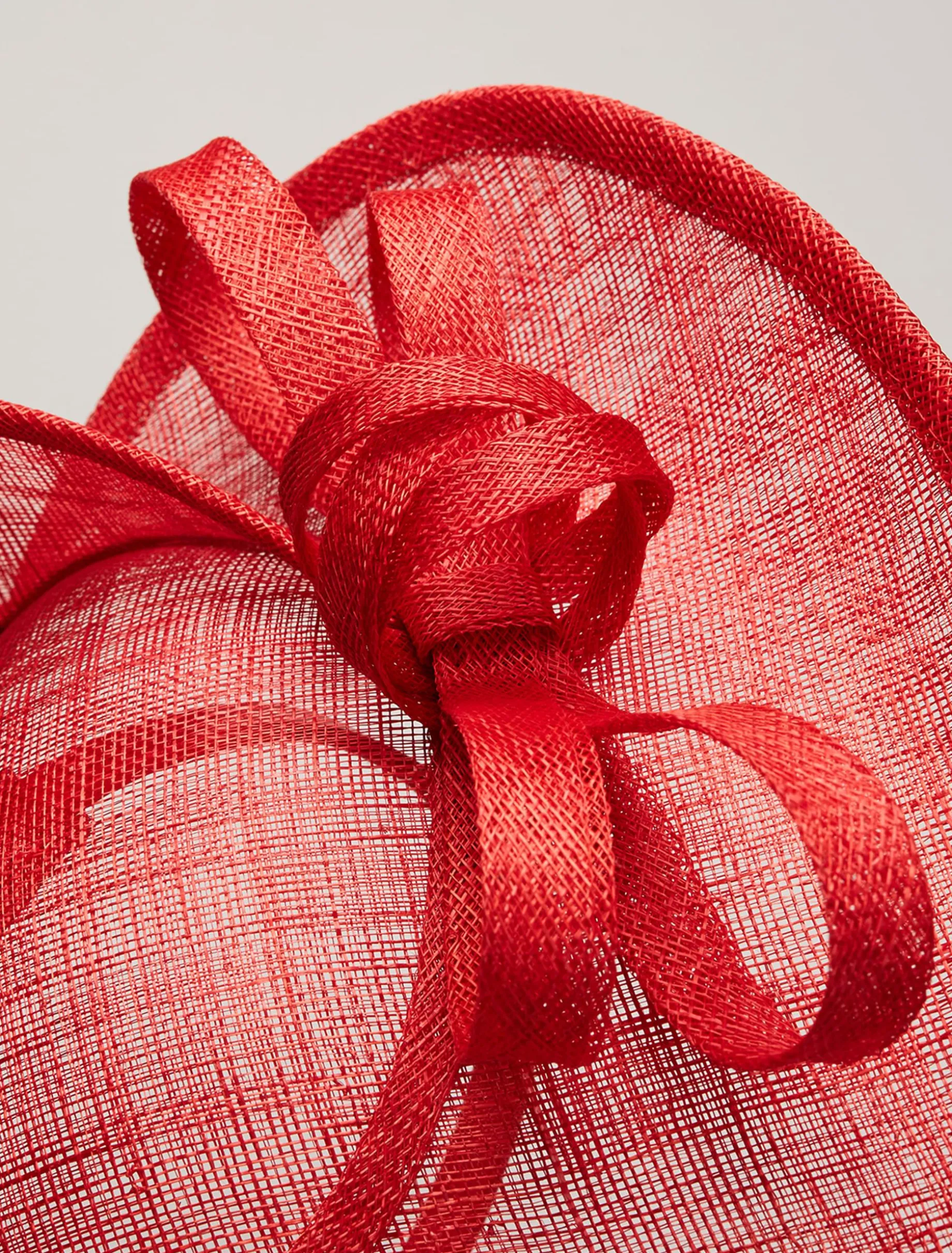 Muna Twist Back Disc Fascinator
