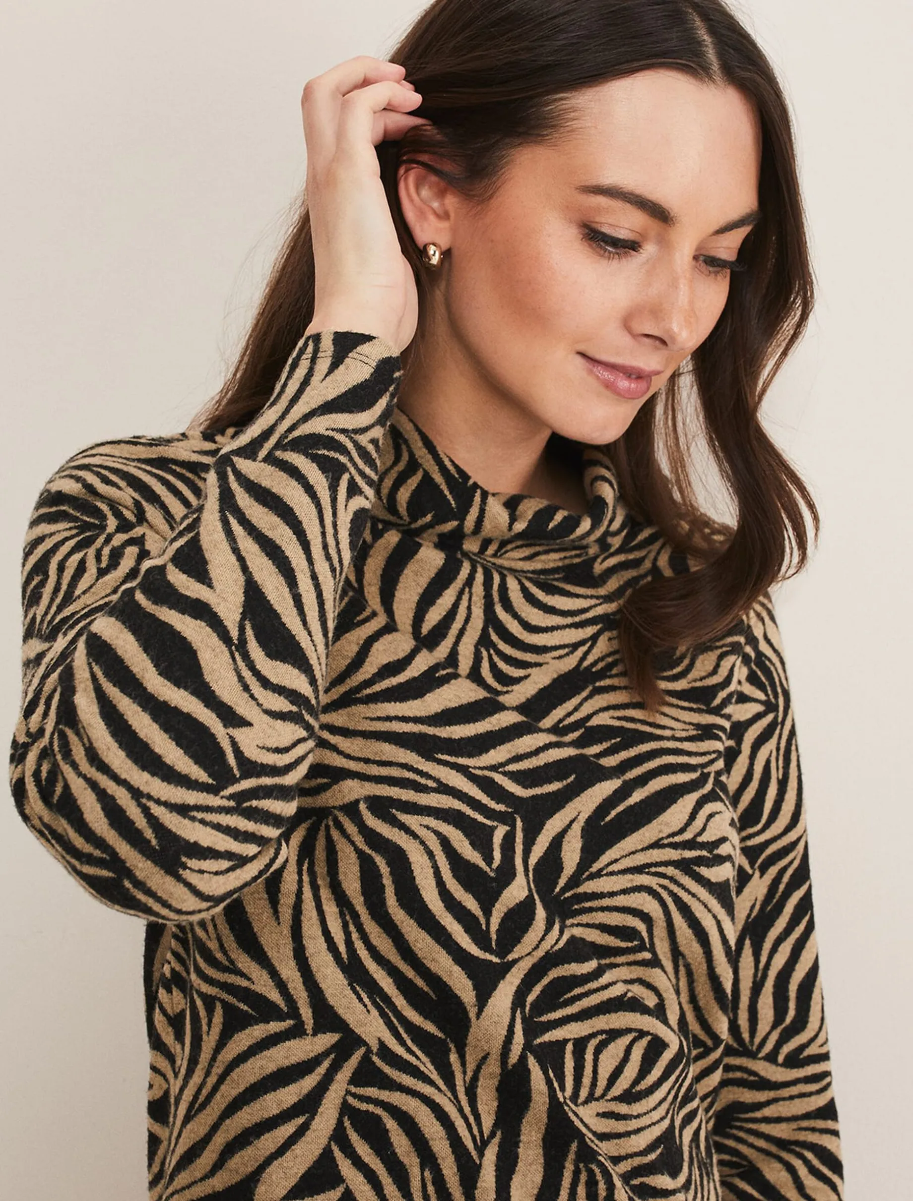 Nerissa Animal Print Snuggle