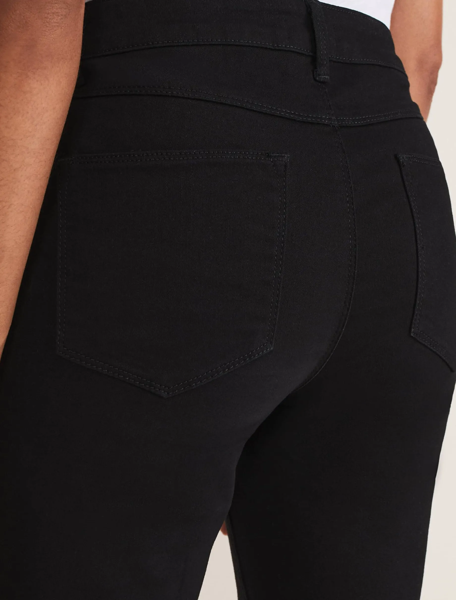 Ocha Straight Leg Jeans