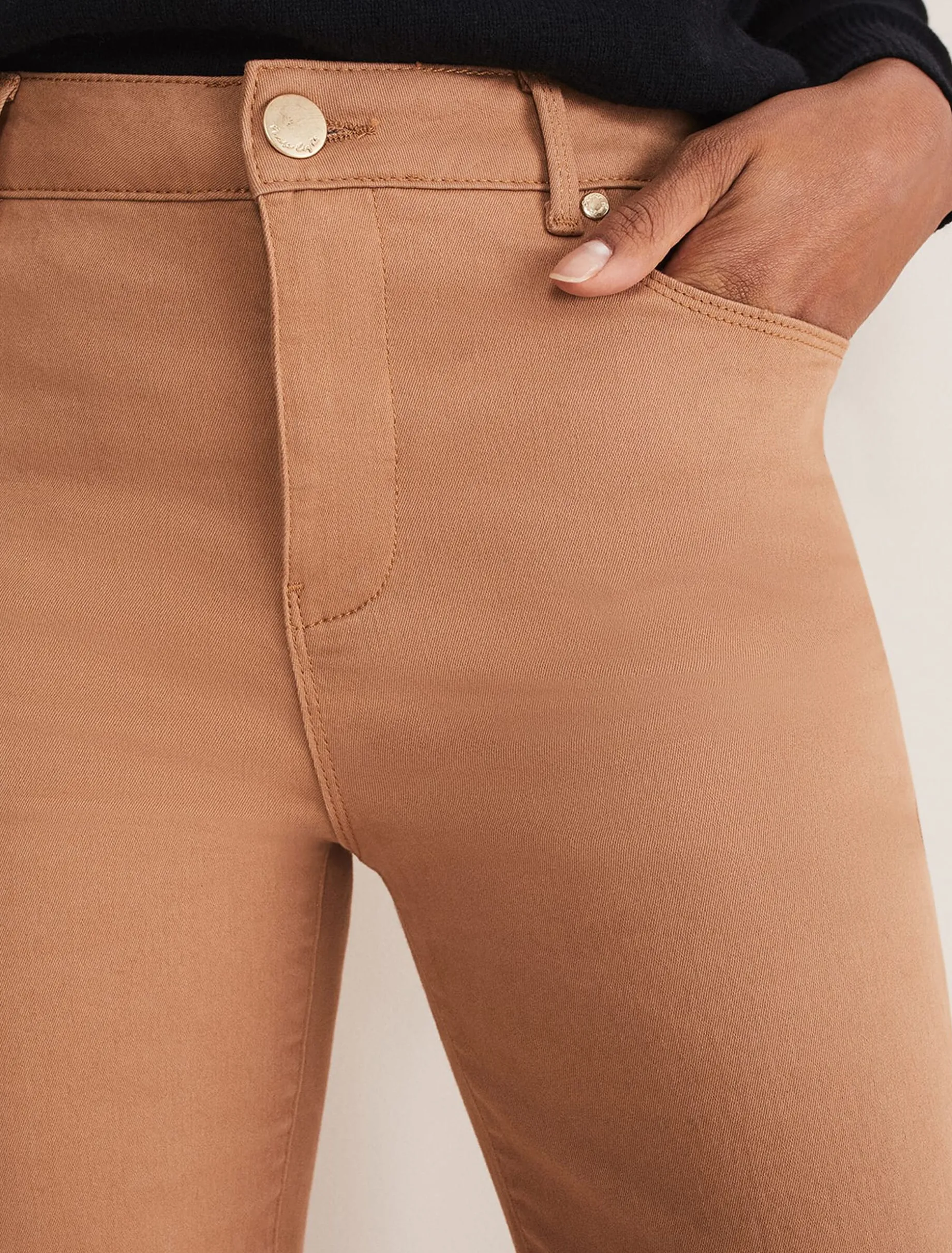 Ocha Straight Leg Jeans