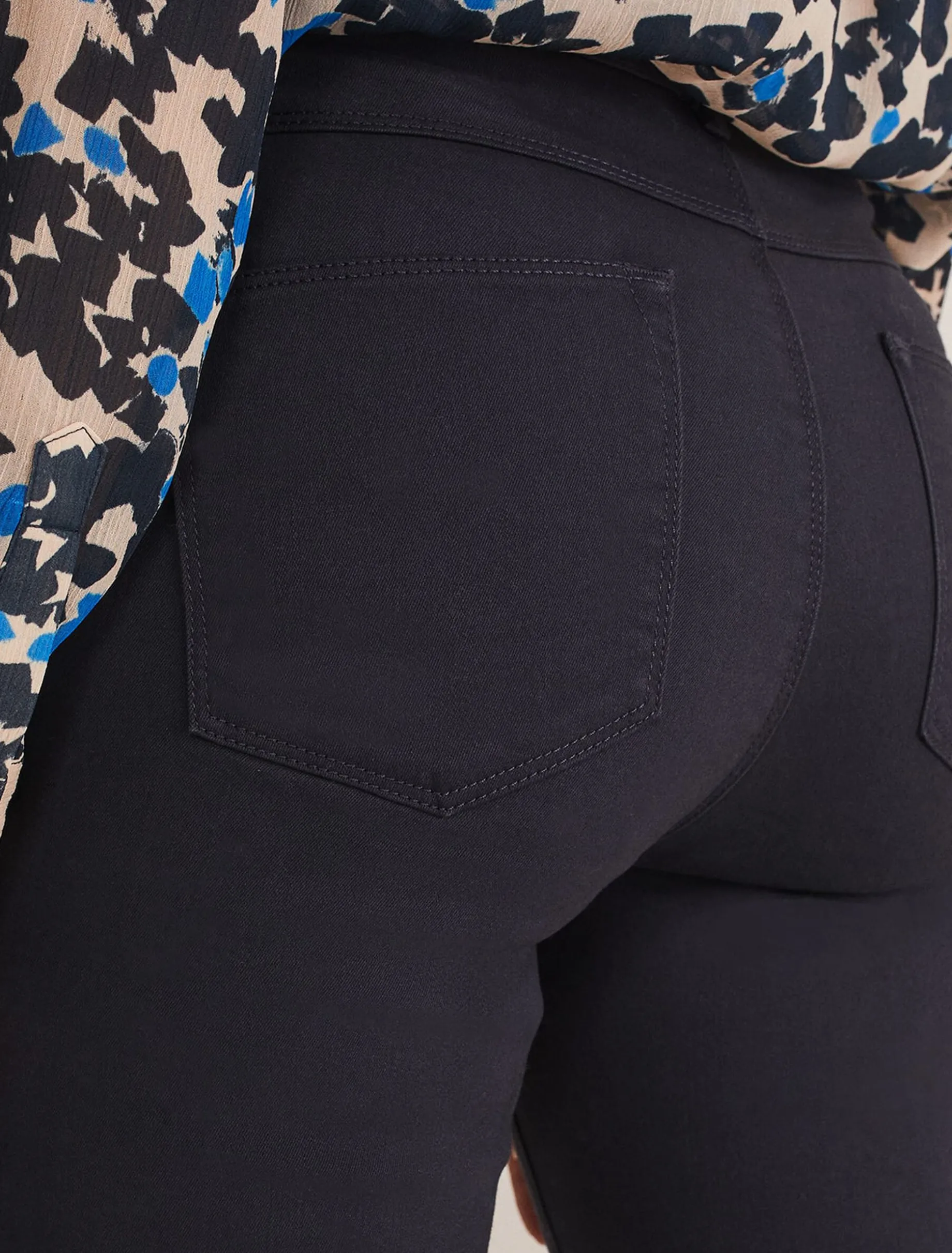 Ocha Straight Leg Jeans