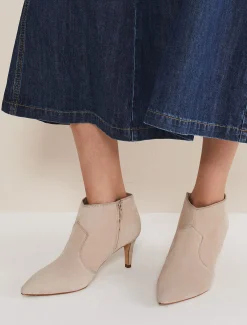 Panelled Shoe Boots