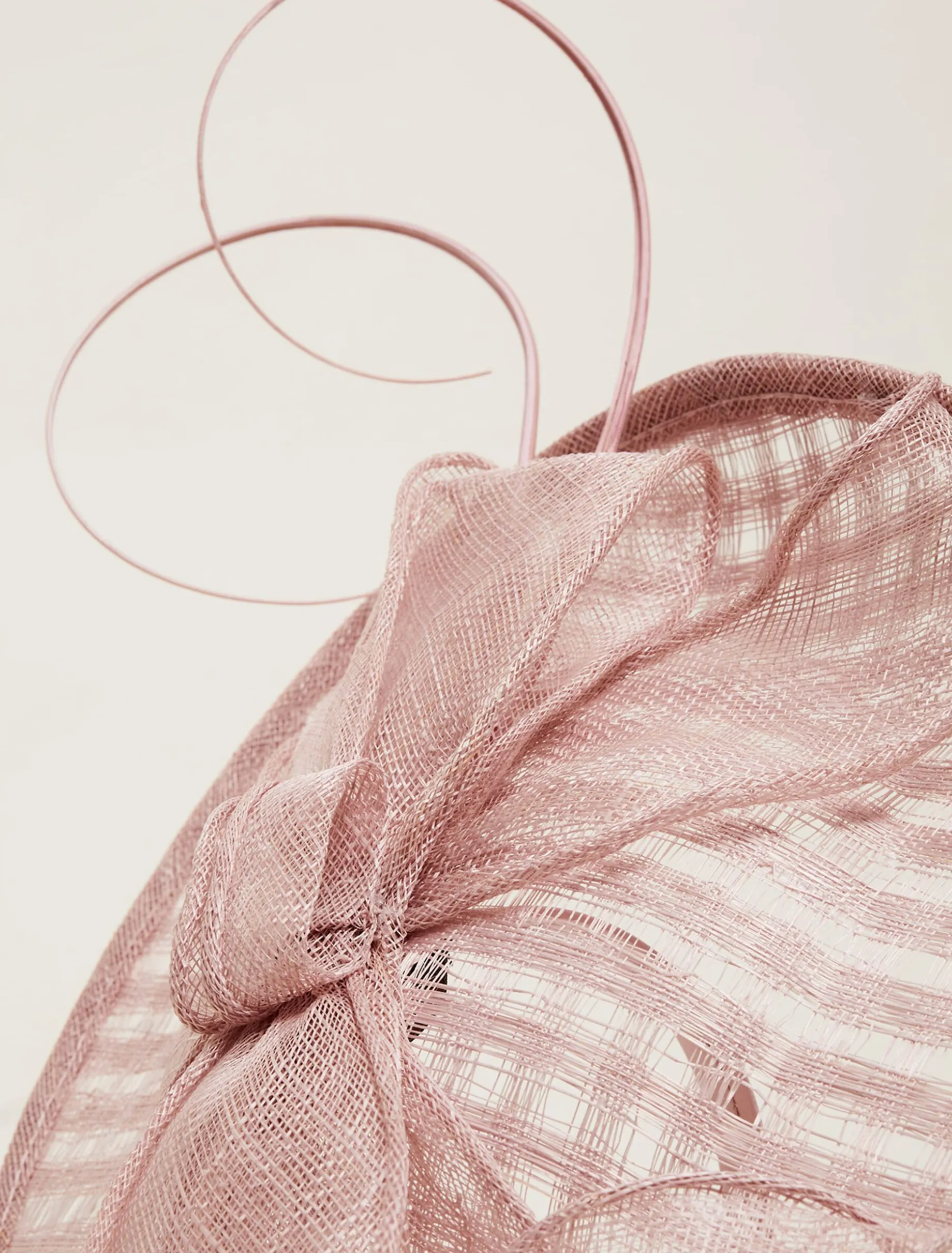 Quill And Bow Disc Fascinator