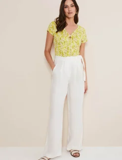 Rena Keyhole Top