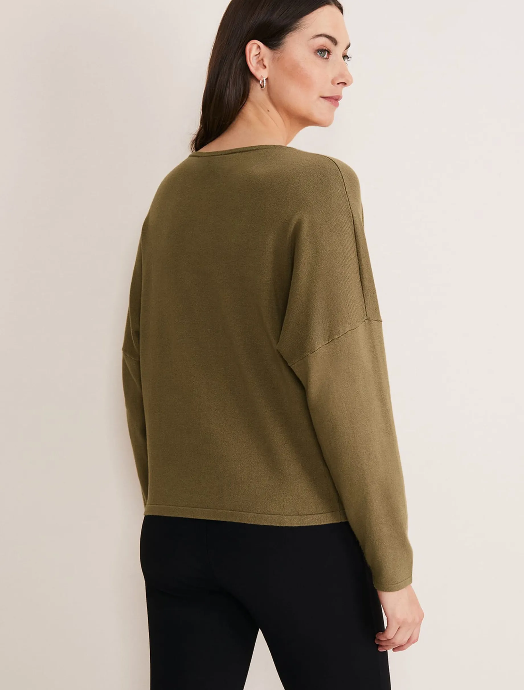 Rose Pocket Trim Knit