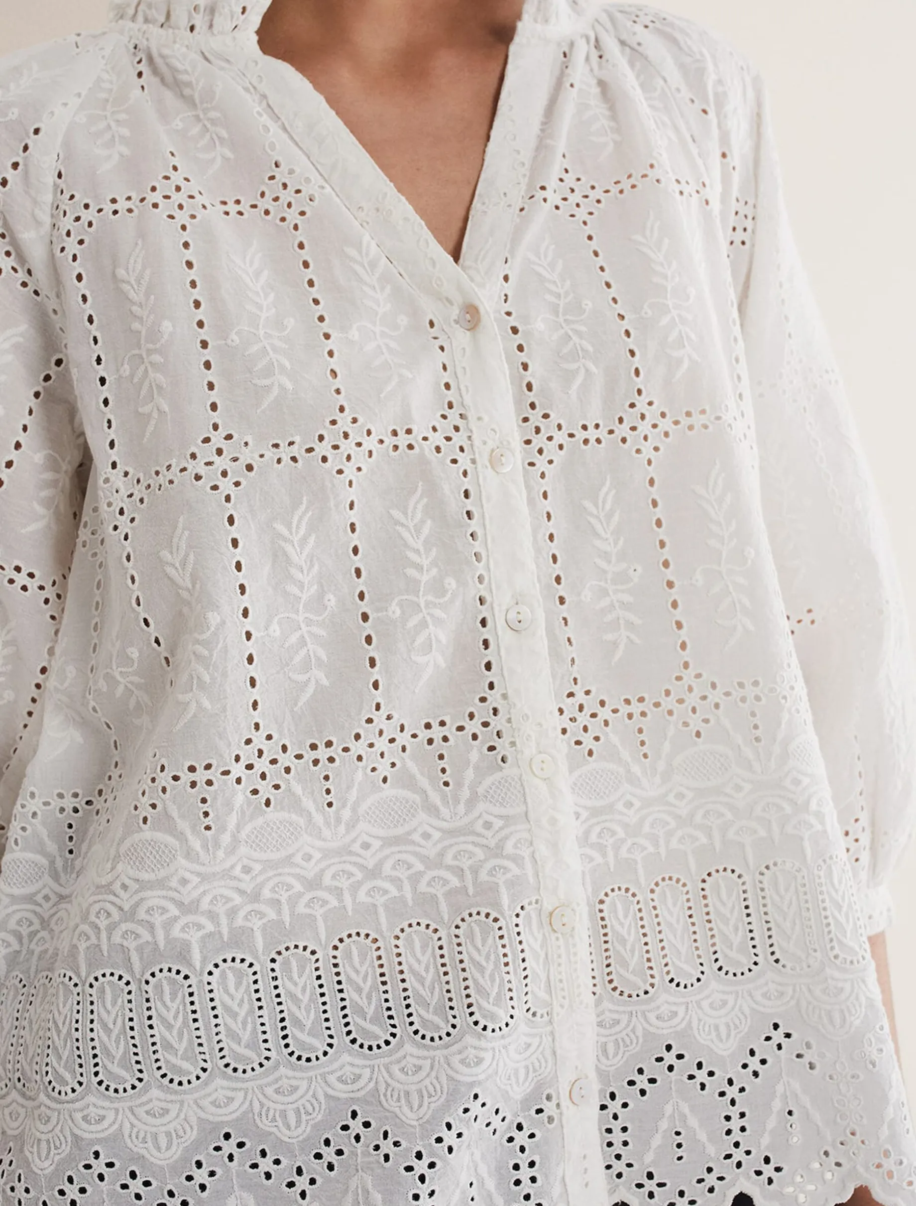 Sierra Broderie Blouse
